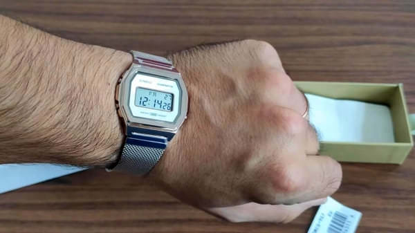 Наручные часы Casio A1000MCG-9EF фото 4
