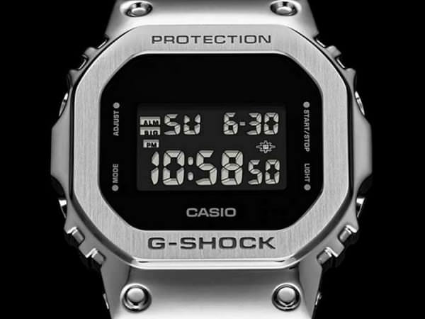 Наручные часы Casio GM-5600-1ER фото 2