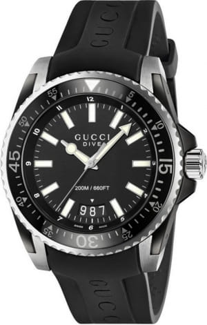 Наручные часы Gucci YA136204A